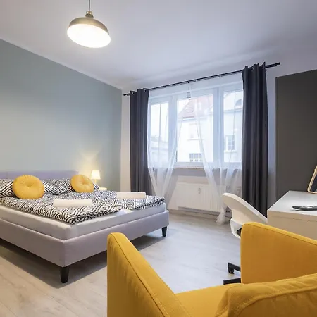 23 Gdynia Centrum - Apartament Mieszkanie Dla 8Os Exterior photo